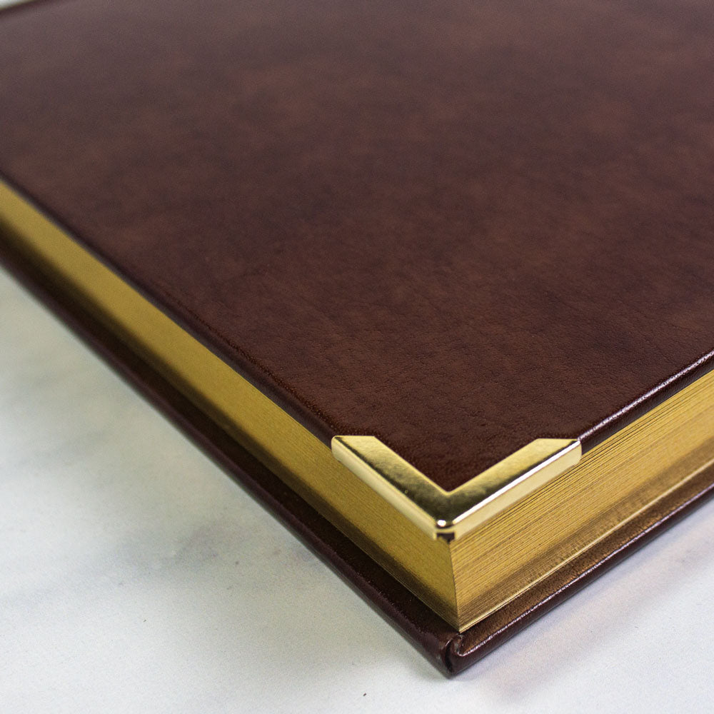 Executive Daily Appointment Book, 2027, Trilingual, Assorted CBE504.ASX-27 Brownline