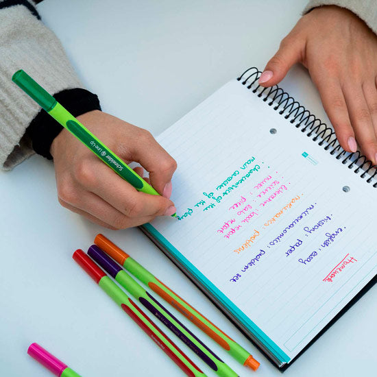 Line-Up Fineliners 0.4mm with Case stand, 32 pieces